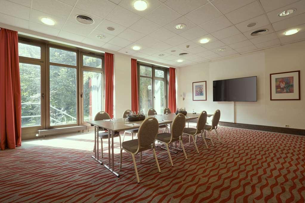 H+ Hotel Bad Soden Bad Soden am Taunus Facilidades foto